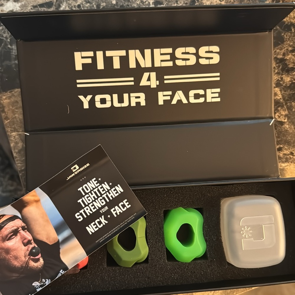 NWOT Jawline Exerciser. Skip the surgery. Strengthen your face naturally